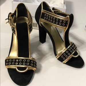 Nine West heel